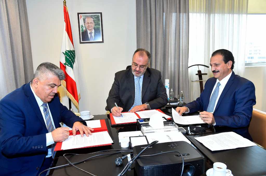Signing of a memorandum of cooperation between the Ministry of Industry and the Syndicate of Certified Chemists Pushkian: “Obligating chemical factories to employ chemists in order to ensure the environment, health, and public safety in the factory and the surroundings